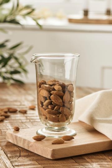 Ib málibekar v/fóti 250 ml glas