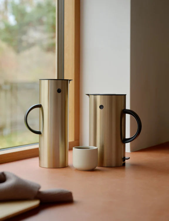 Stelton EM77 termokanna 1L messing