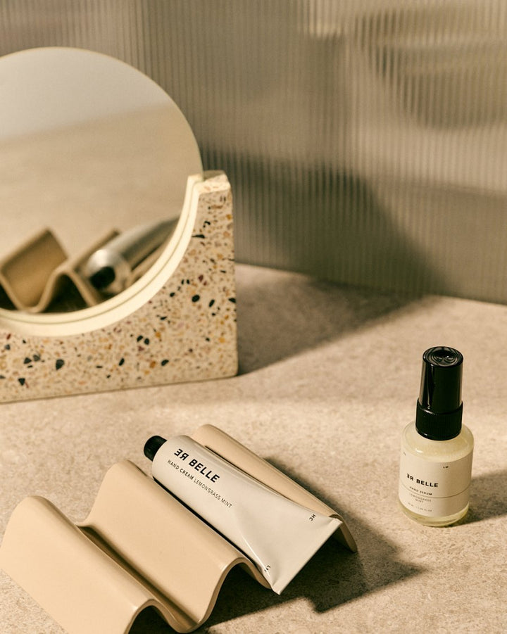 REBELLE hand serum lemongrass mint