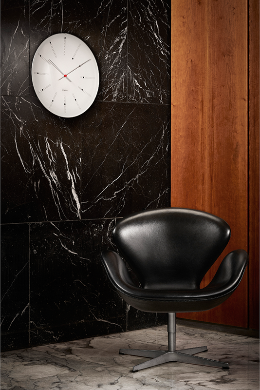 Arne Jacobsen Bankers veggjaklokka 21cm