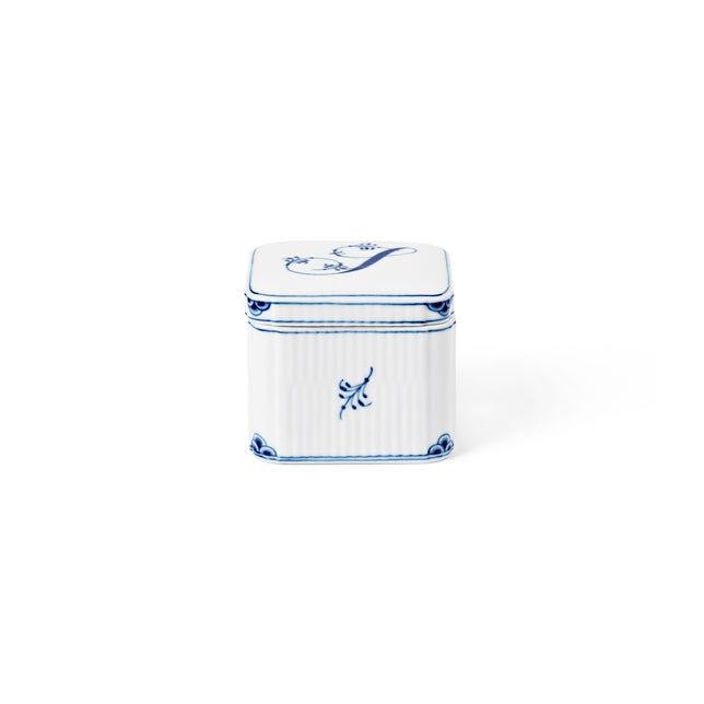 Royal Copenhagen bonbonniere 13cl S