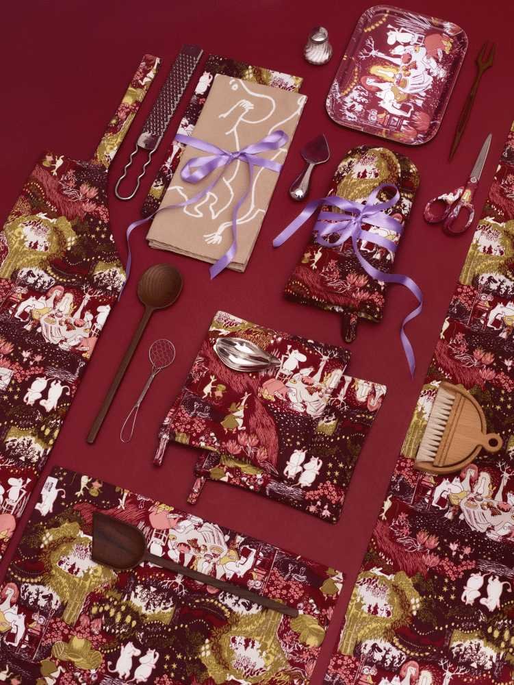 Mumi festlige øjeblikke fyriklæði