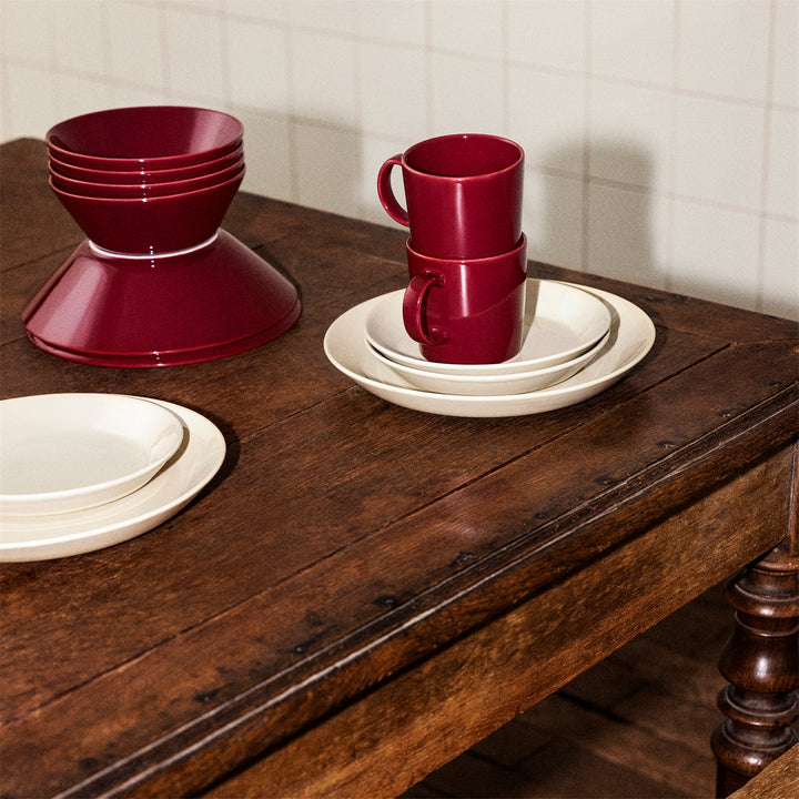 Iittala teema djup tallerkur 21cm cherry