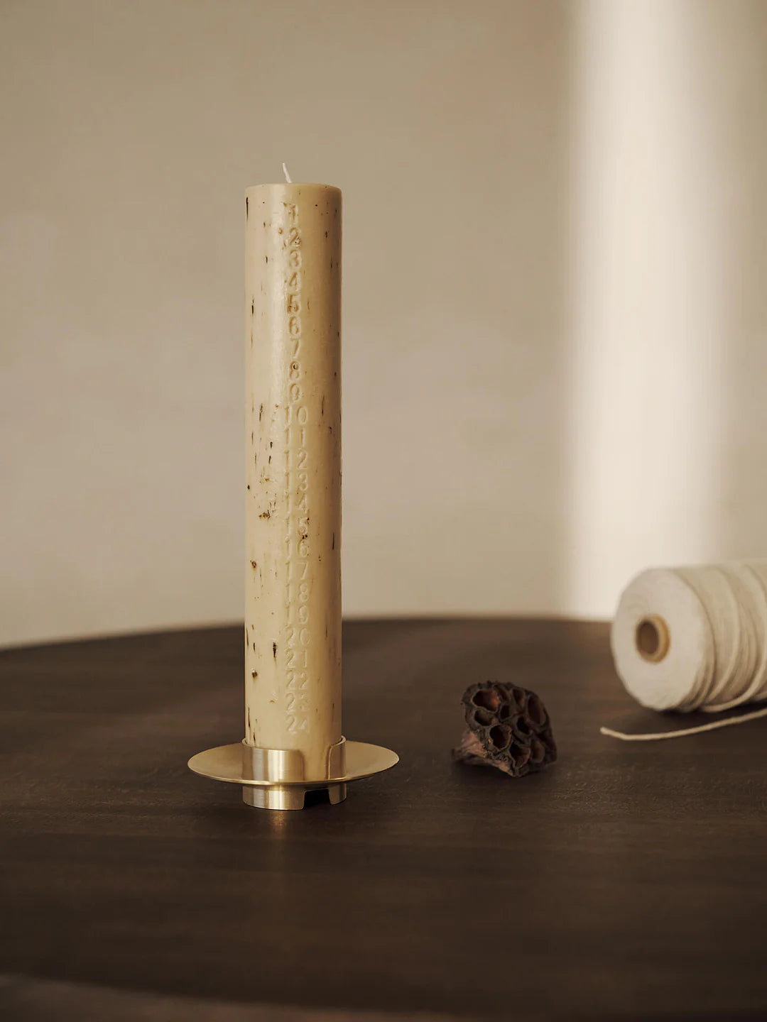 Ferm Living fýrfatsljós haldari - brass