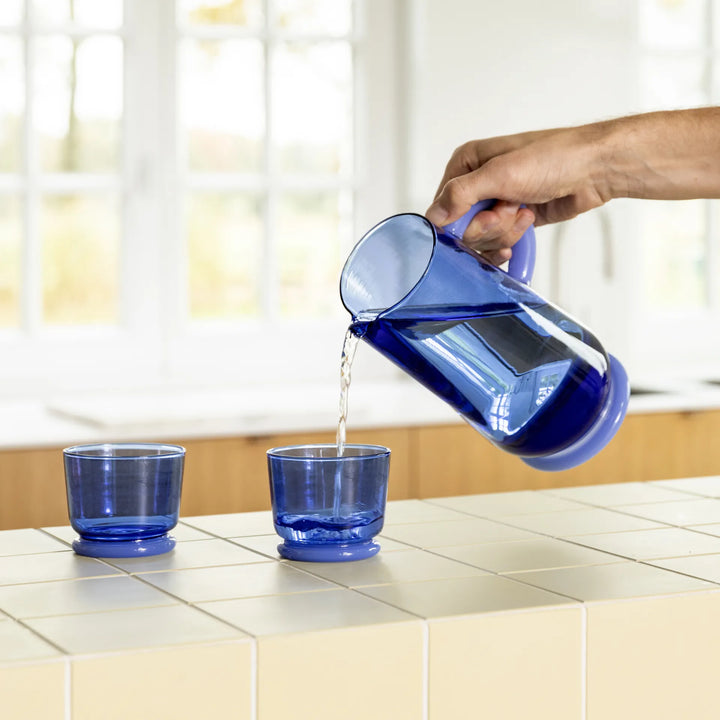 Klevering vatn glas blátt