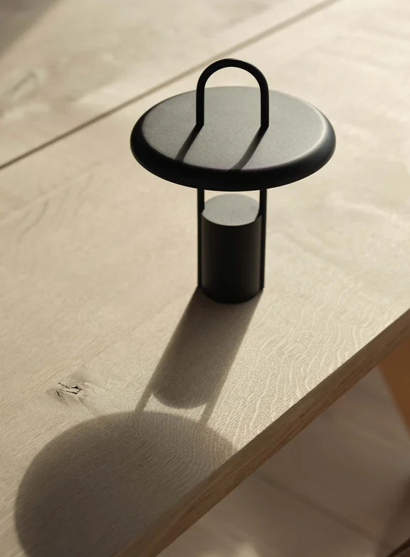 Stelton Pier LED lampa svørt