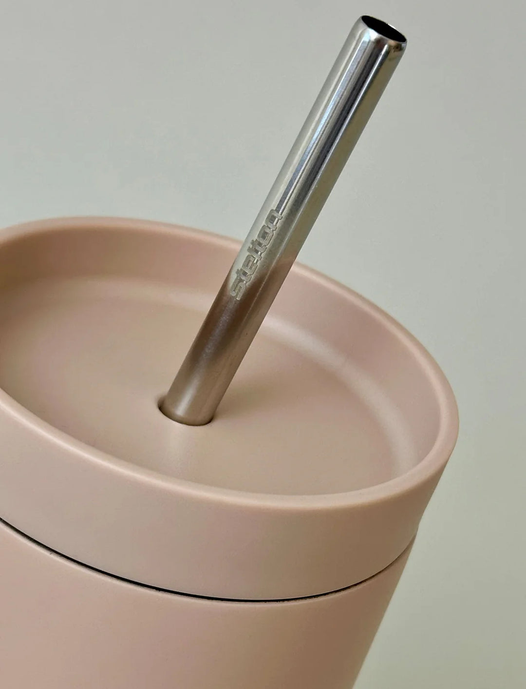 Stelton to go termokoppur við súgvirør 0,4 ltr. heather