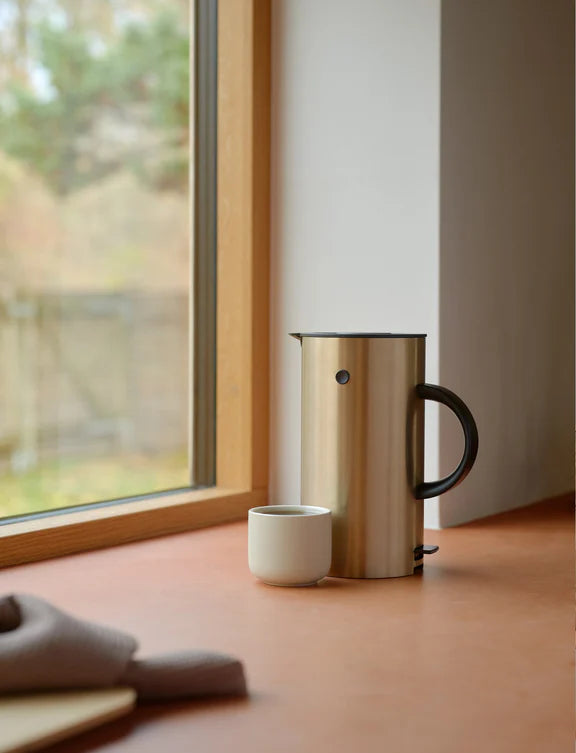 Stelton ketil EM77 1,5L Bustað messing