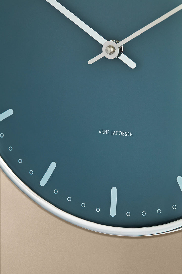 Arne Jacobsen klokka blá ø 21cm