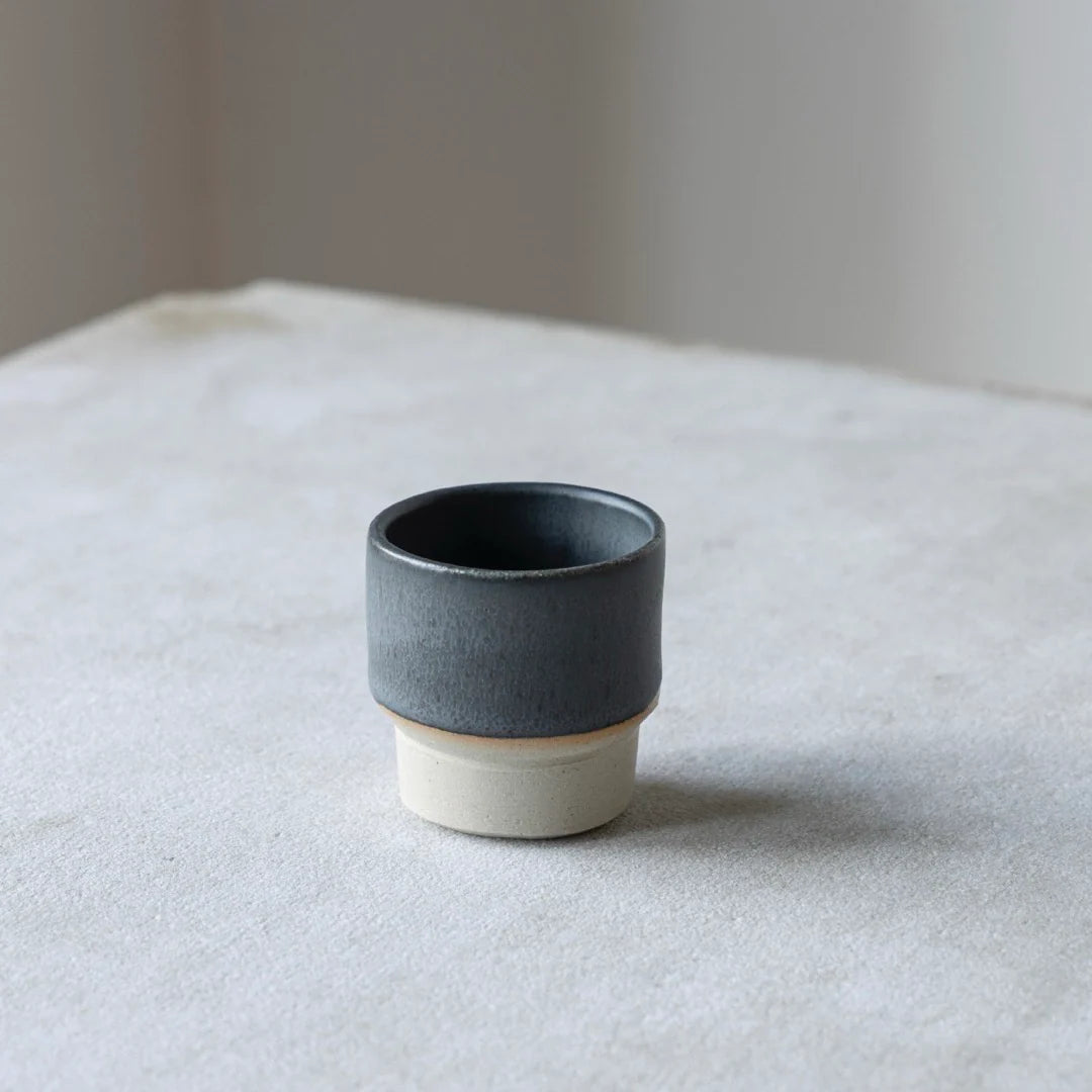 Julie Damhus ODA eggjabikar blátt