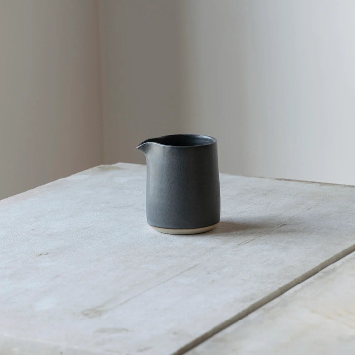 Julie Damhus ODA mjólkakanna blá