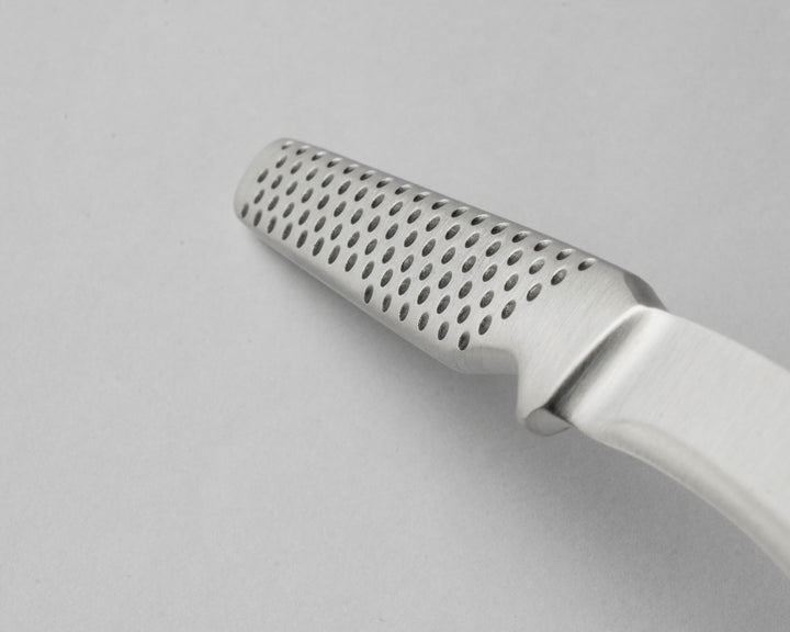 Global peeling knife curved 6cm