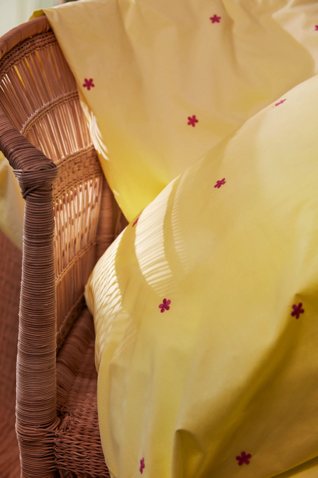 Juna Daisy Seingjarklæðir 140x200 Gul