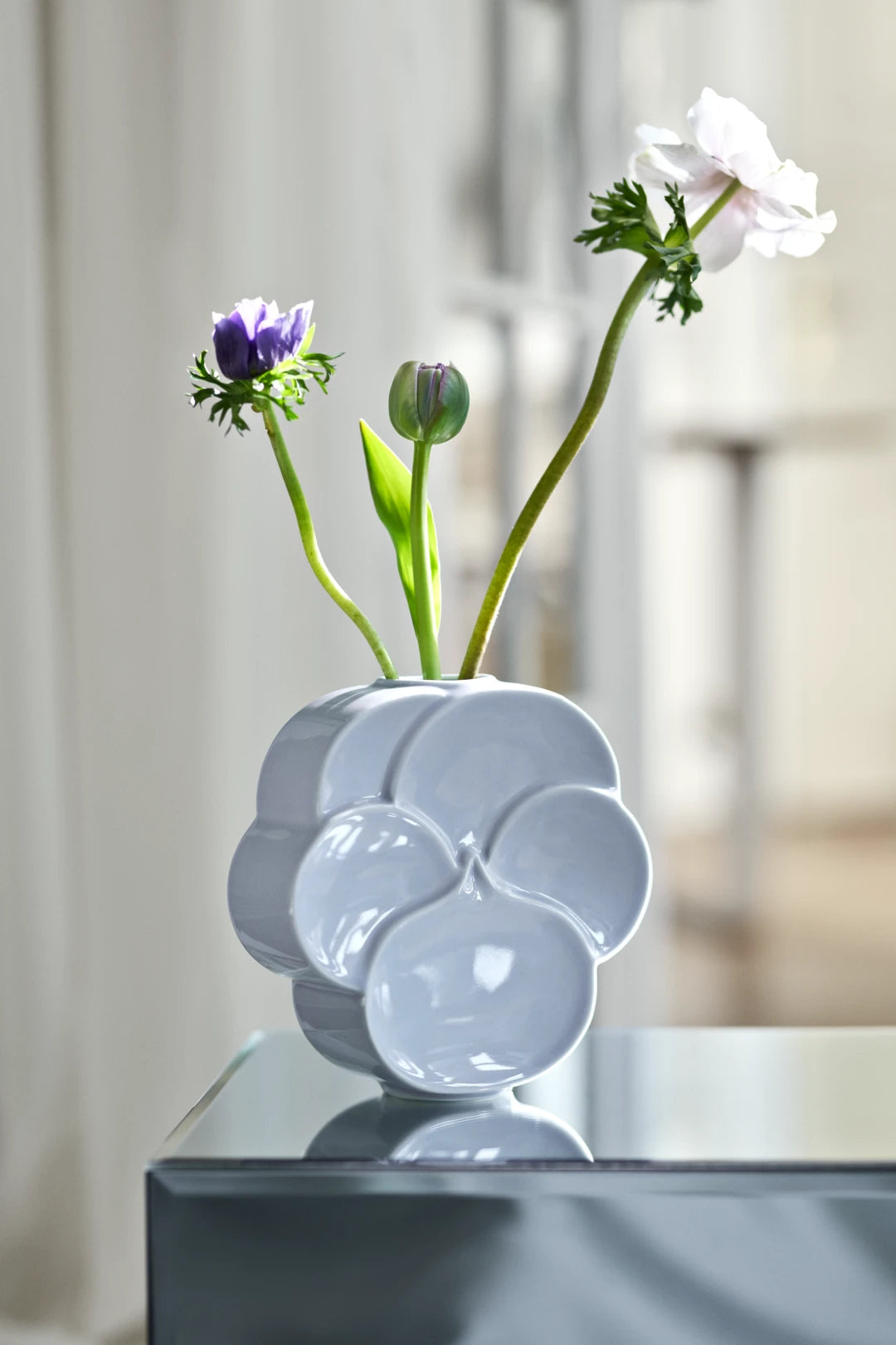 Lyngby Porcelæn pansy vasi H17 cm