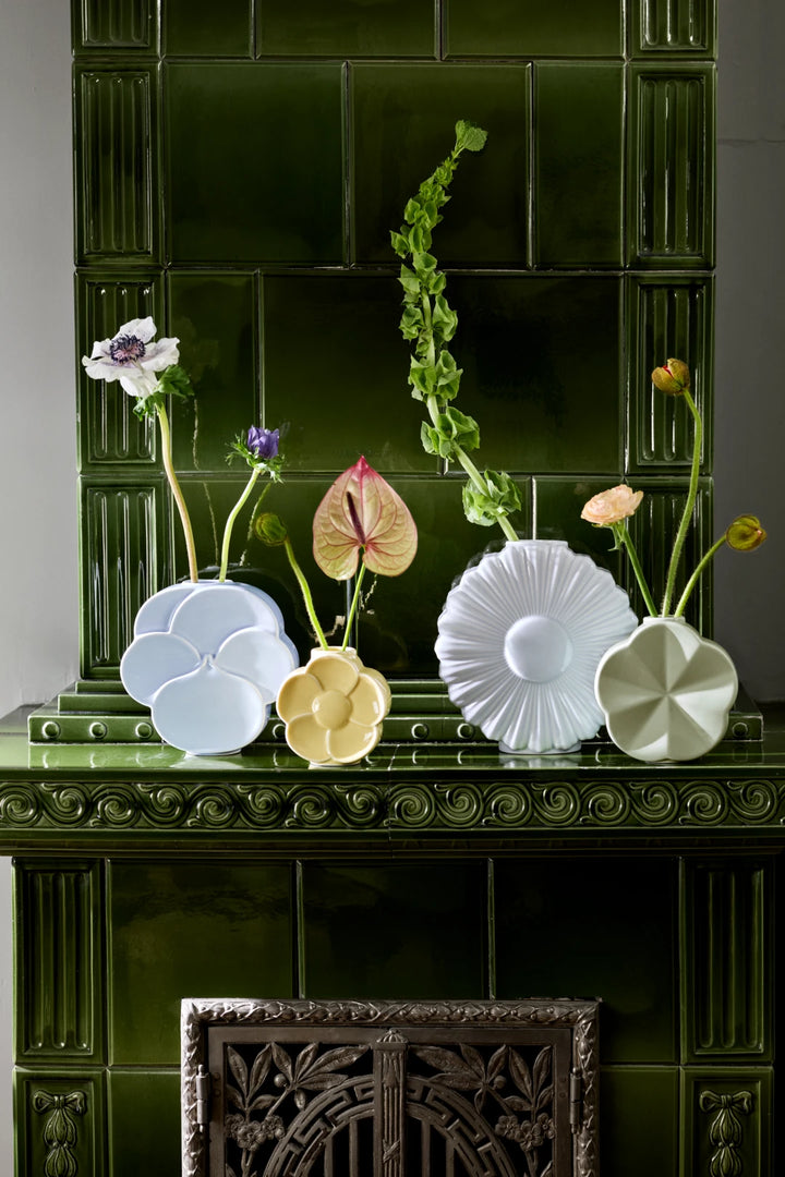 Lyngby Porcelæn pansy vasi H17 cm
