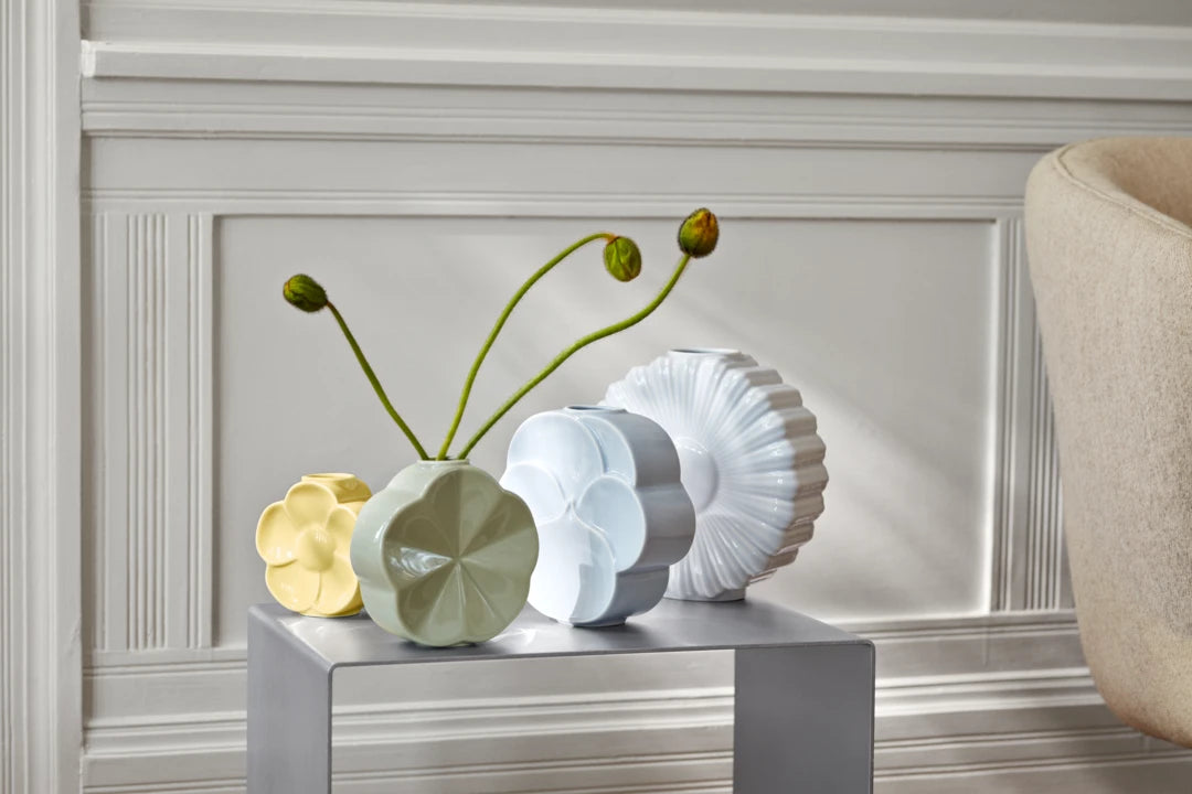 Lyngby Porcelæn pansy vasi H17 cm