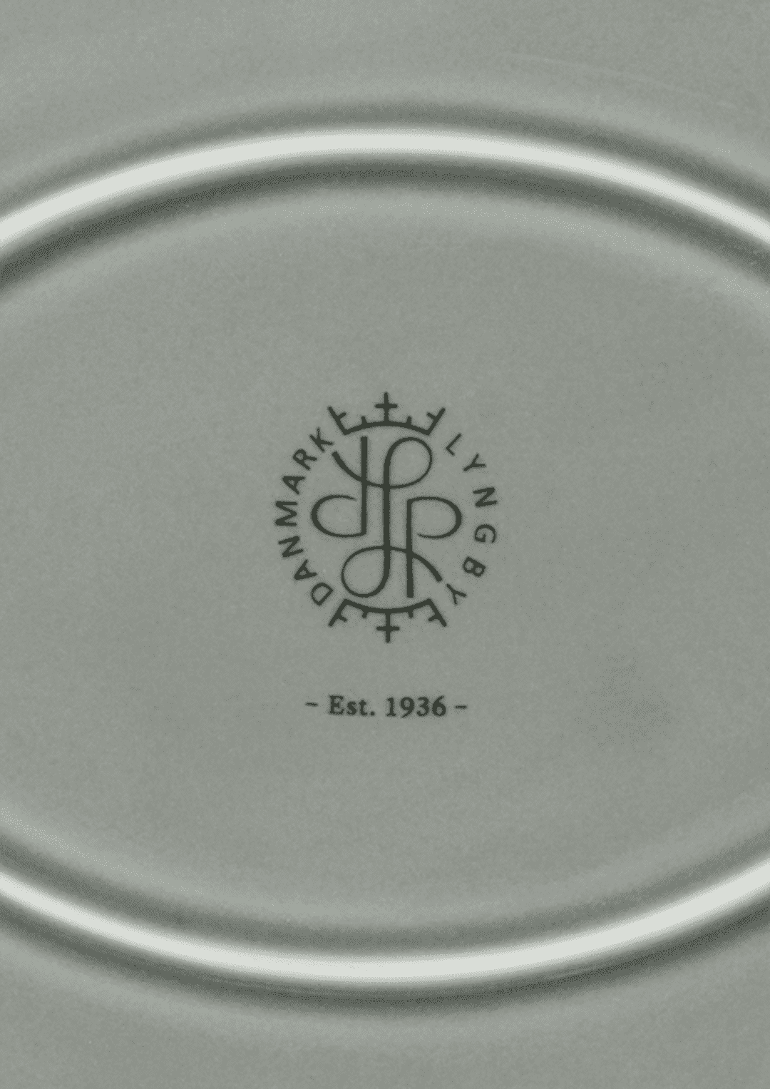Lyngby Porcelæn Earth fat 28,5x21,5cm