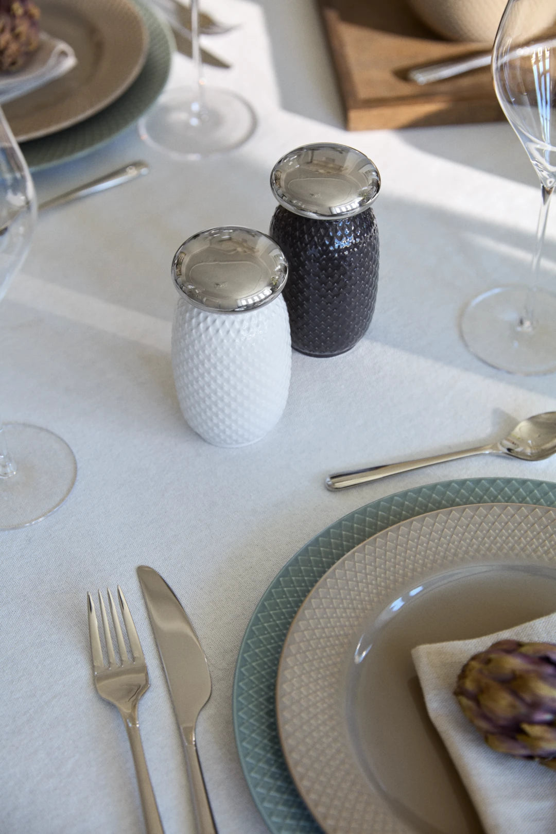 Lyngby Porcelæn salt og pipar kvørn sett svart/hvítt