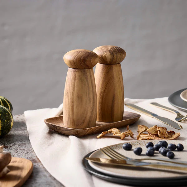 Raw salt og pipar kvørnir teak