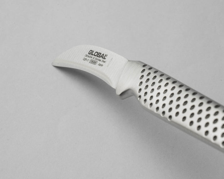 Global peeling knife curved 6cm