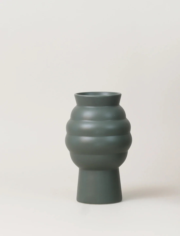 Knabstrup Keramik Tortus Archie vasi No2 mørkegrøn H23.5 cm