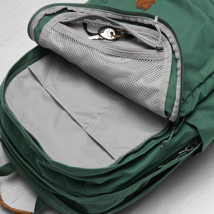 Fjallraven Raven 28 ryggsekk deep patina